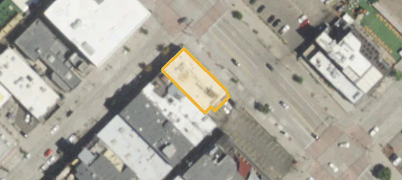 Storefront Space with Flexible Floor Plan