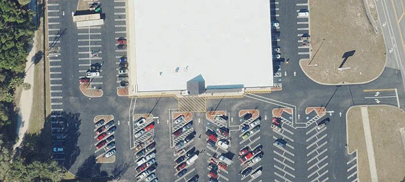 Shopping Center with Aldi Co-Tenancy