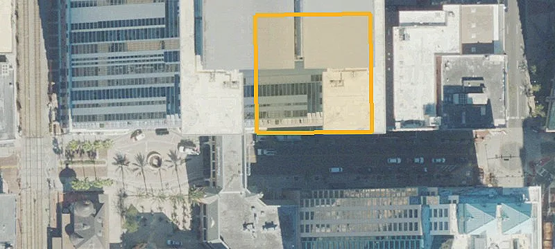 Commercial Kitchen Suites with In-Place Bars