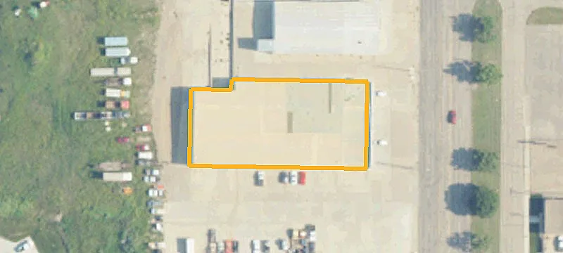 Flex Space with Multiple Overhead Doors