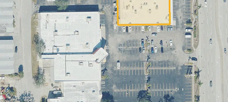 Retail Shopping Center with Junior Box