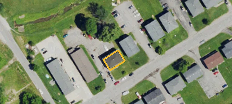 6-Unit Apartment Building