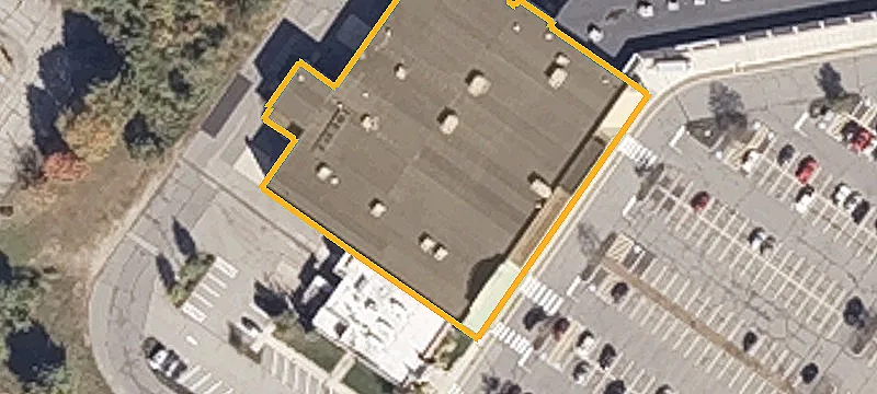 Shopping Center Inline Retail Space