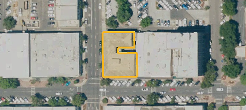 Fully Equipped Restaurant Space with Patio