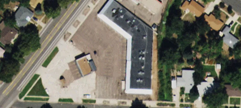 Fully-Leased Neighborhood Shopping Center