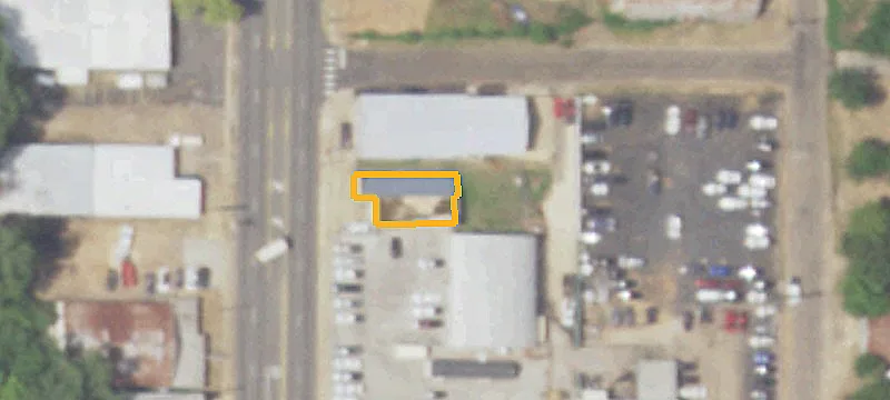 Retail Building with On-Site Parking
