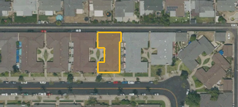 4-Unit Multifamily with Courtyard