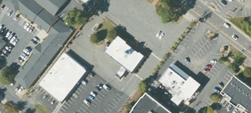 Storefront Building with Expansion Space