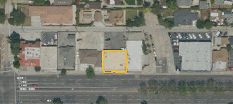 Four-Tenant Neighborhood Shopping Center