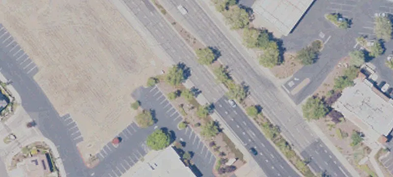 Shopping Center with Safeway Anchor