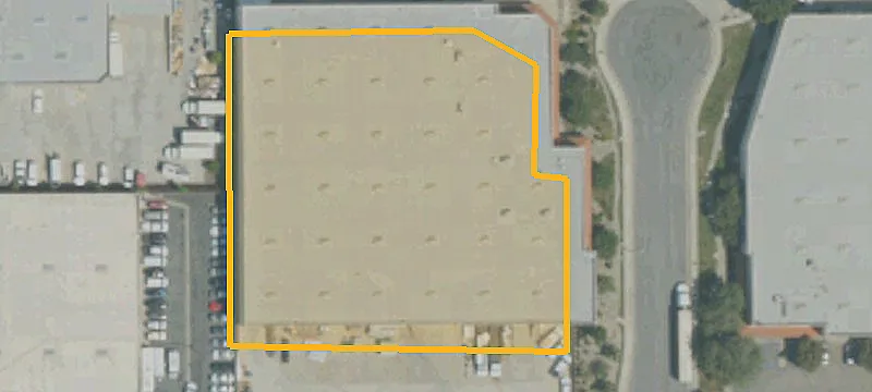 Freestanding Warehouse with Loading Docks