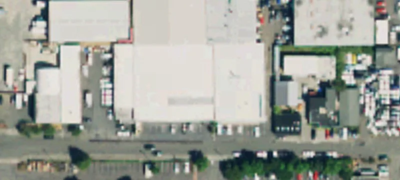 Flex Space With Oversized Grade-Level Loading