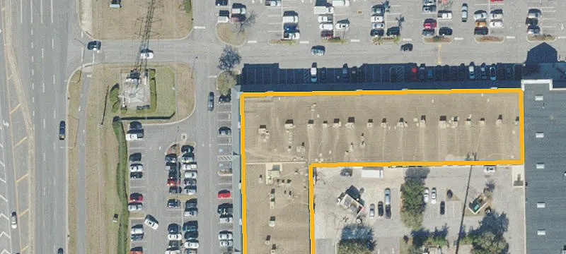 Retail Space in Shopping Center