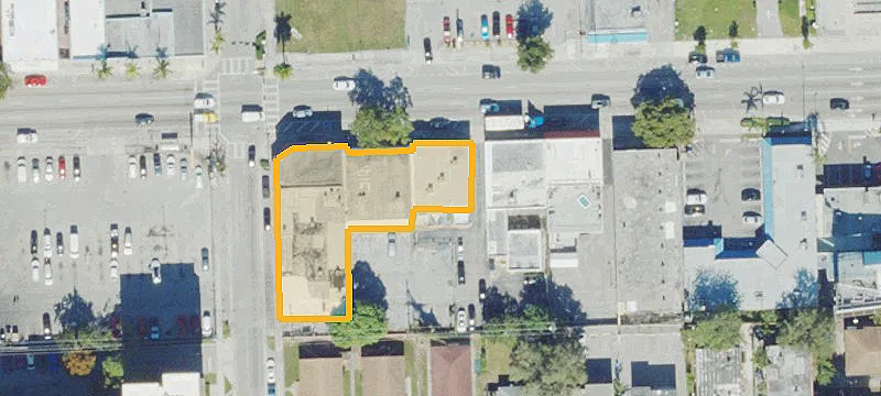 Two-Unit Mixed-Use Restaurant Building