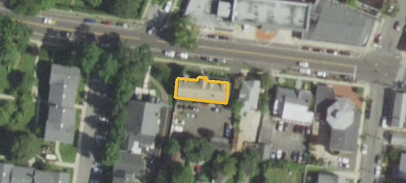 Three-Bay Garage Storage Warehouse
