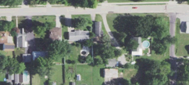 Small Office Cottage with On-Site Parking