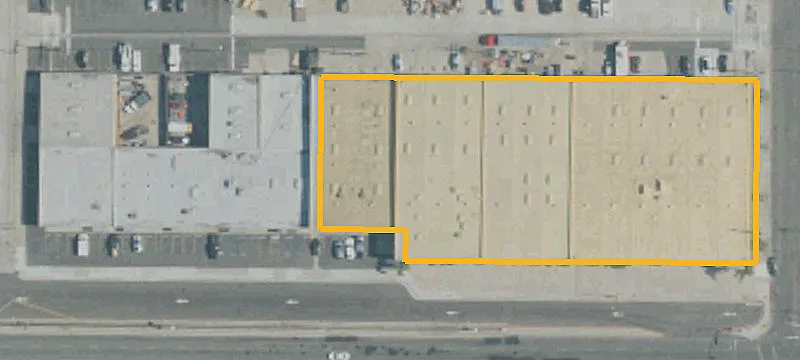 Flex Space with Oversized Roll-Up Door