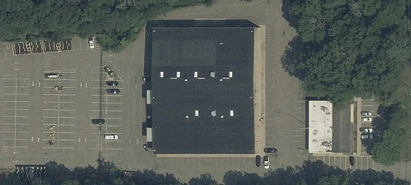 Flex Space with Dock High Door