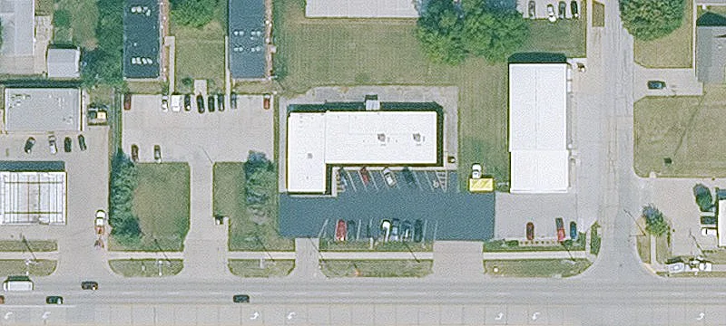 Retail Space with High-Traffic Visibility