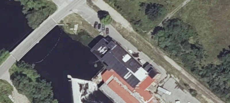 Five-Story Warehouse with River Access