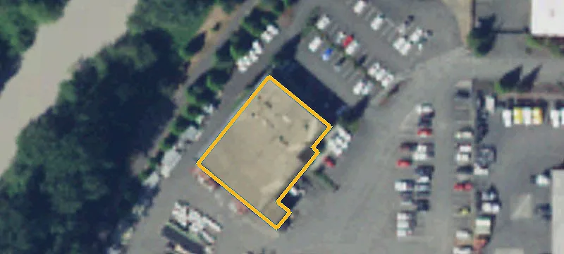 Warehouse with Crane Service