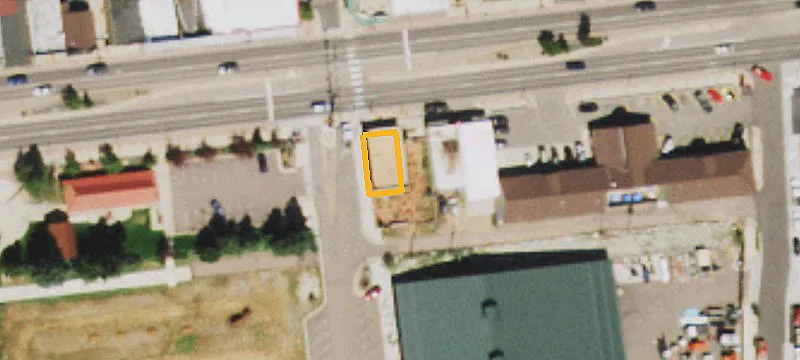 Turnkey Bar on Signalized Corner