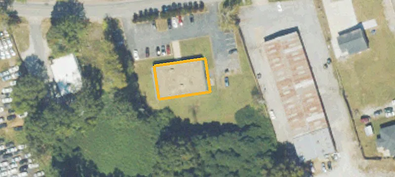 Freestanding Office Building with Private Parking