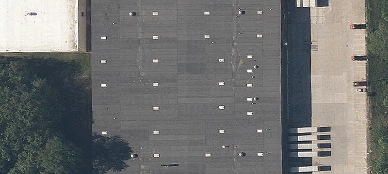 Distribution Center with Cross Dock