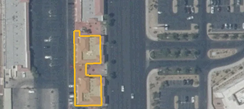 Strip Mall with Built-Out Pad and Inline Spaces