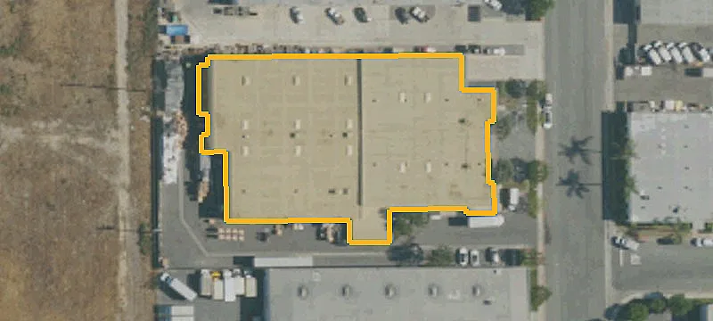 Flex Space Warehouse with Secured Yard