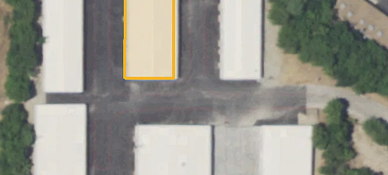 Warehouse with Grade-Level and Dock-High Loading