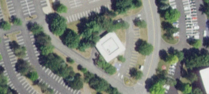 Single-Story Drive-Through Restaurant Building