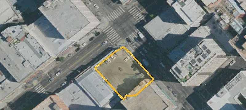 Ground-Floor Retail Showroom Space