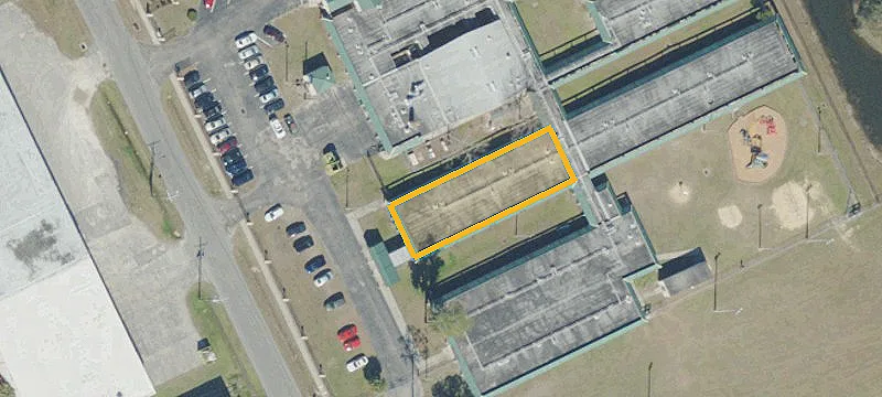 Warehouse with Dock-High Doors