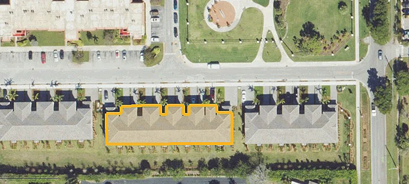 Retail Space in Cove Shopping Center