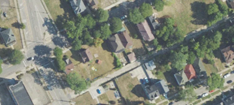 Duplex with Street-Facing Balcony
