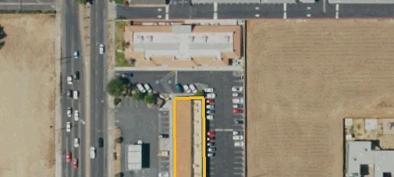 Retail Space with High Visibility