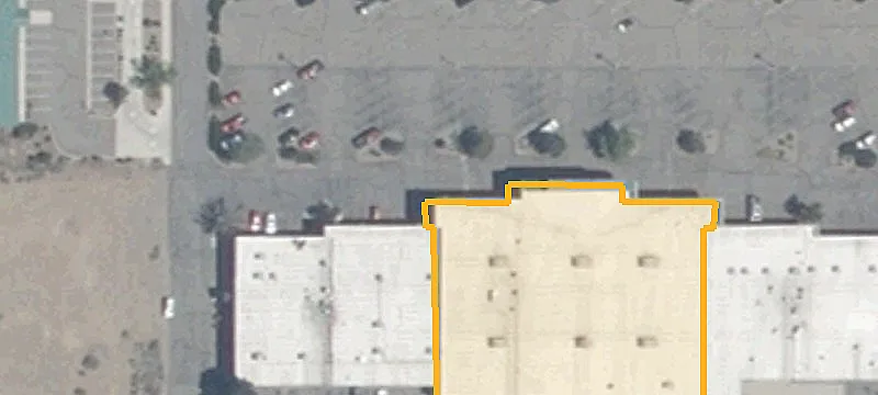 Office Unit in High-Visibility Center