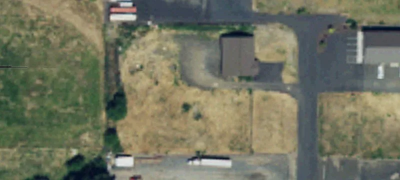 Fully Fenced Corner Industrial Parcel