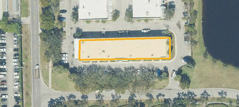 Flex Space Condo Warehouse with Overhead Door