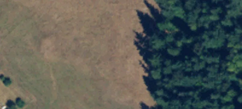 High-Exposure Commercial Land