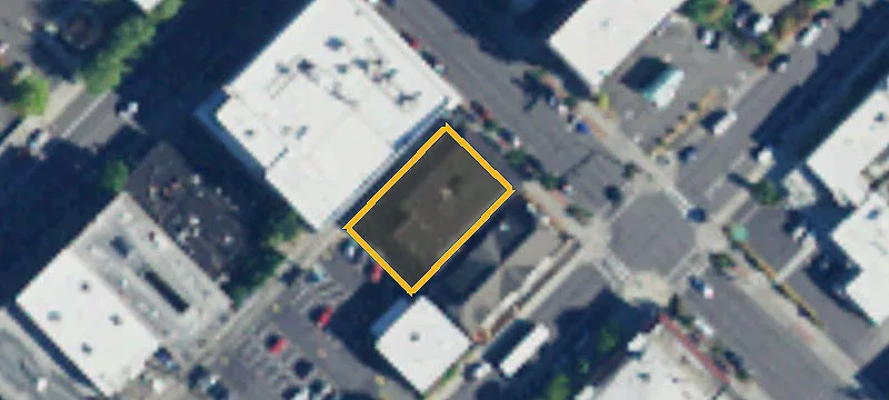 Retail Space in Historic Oakland Building