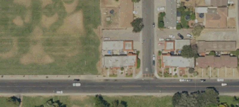 Mobile Home in All-Age Park with Private Yard