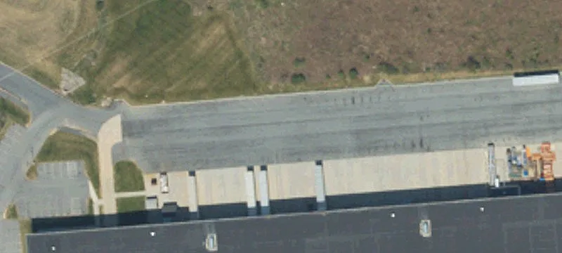 Class A Warehouse with 32-Foot Clear Height
