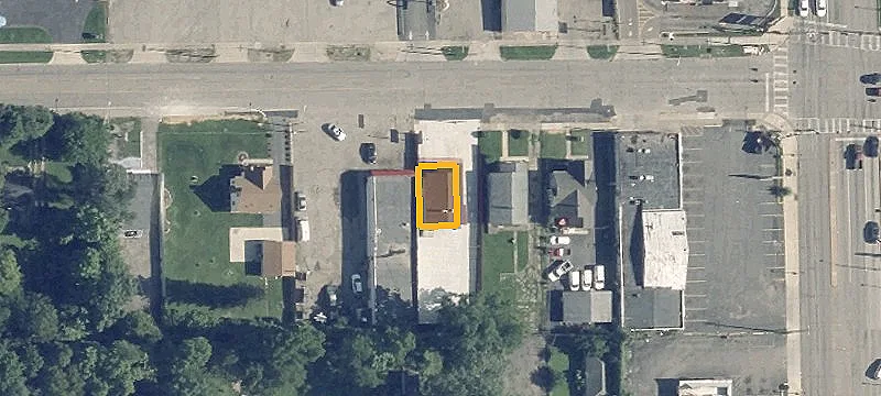 Restaurant Building with Kitchen and Carry-Out