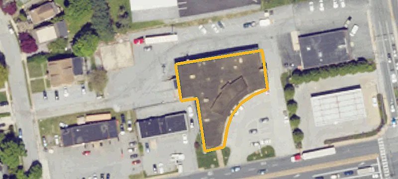Warehouse on Major Corridor