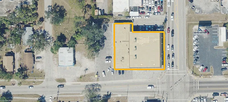 Multi-Tenant Convenience Store Building