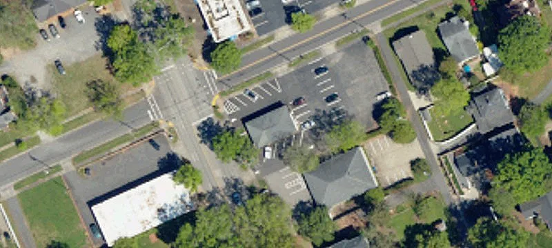 Freestanding Office Building with Corner Site