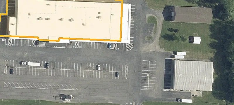 Shopping Center at Signalized Intersection