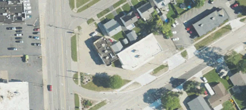 3-Unit Strip Center on Hard Corner